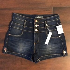 High-waisted Jean Shorts